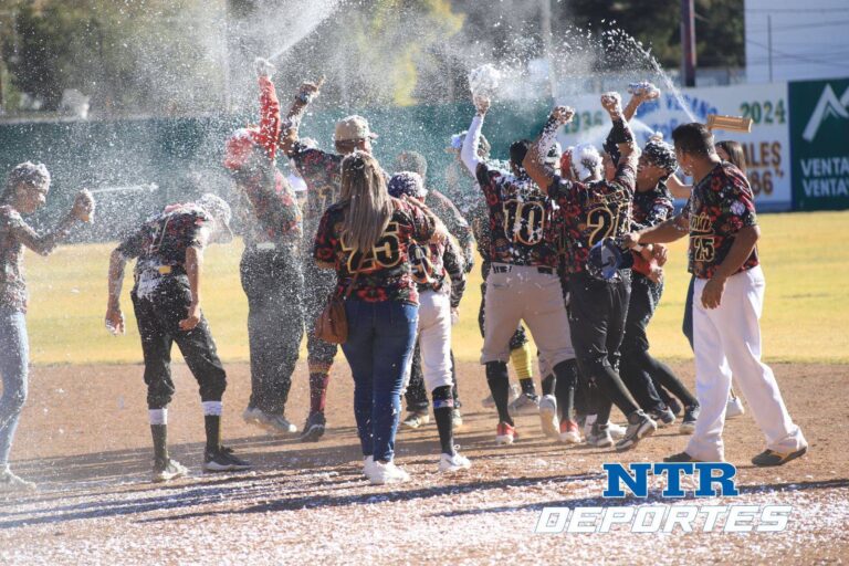 Deportivo Benjamín levanta el título