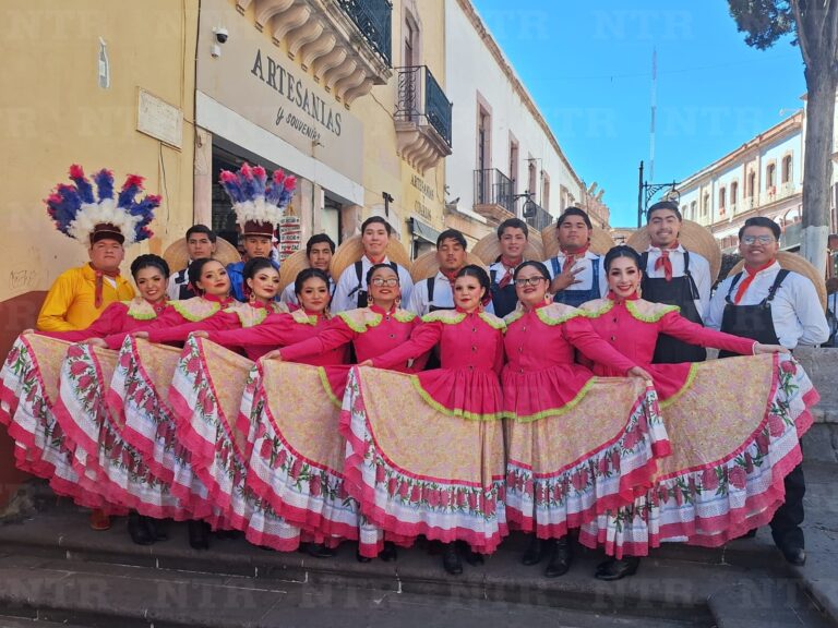 Muestran sus talentos alumnos del DGETI