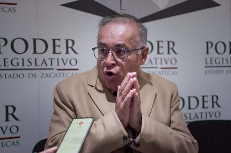 Renuncia magistrado Arturo Nahle