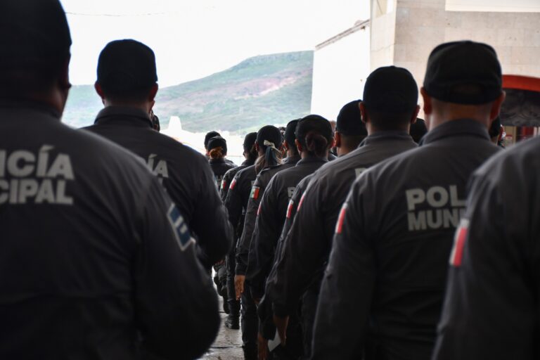Acusan de detención arbitraria a municipales