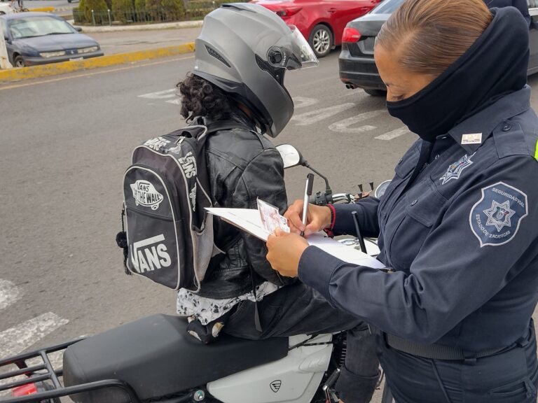 Tras alza de accidentes, inicia campaña contra motociclistas