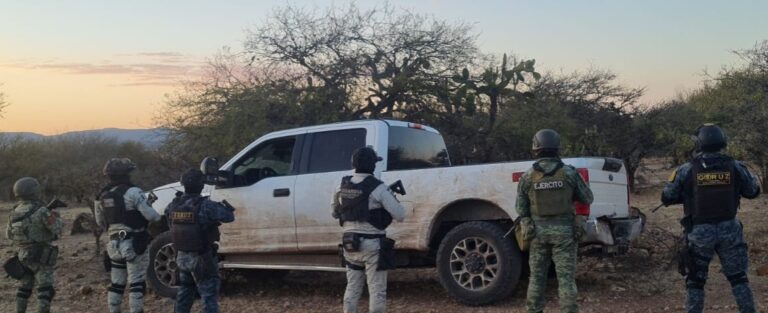 Aseguran un vehículo robado en Villanueva