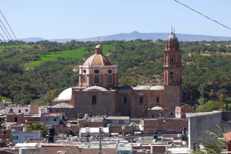 Violencia continúa en Teocaltiche; matan a cuatro personas