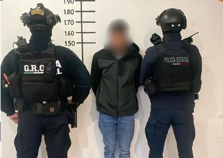 Detienen a joven por presunto cobro de piso y narcomenudeo