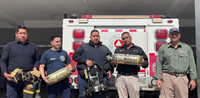 Entregan equipo ERA a bomberos de Loreto