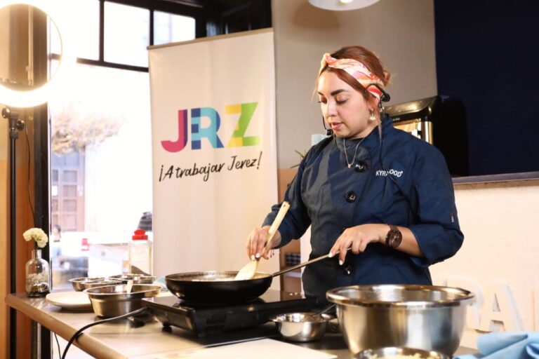 Imparten masterclass de maridaje culinario en Jerezada 2025