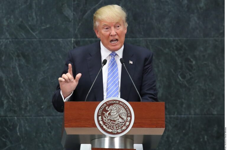 Impone EU aranceles; activa México Plan B
