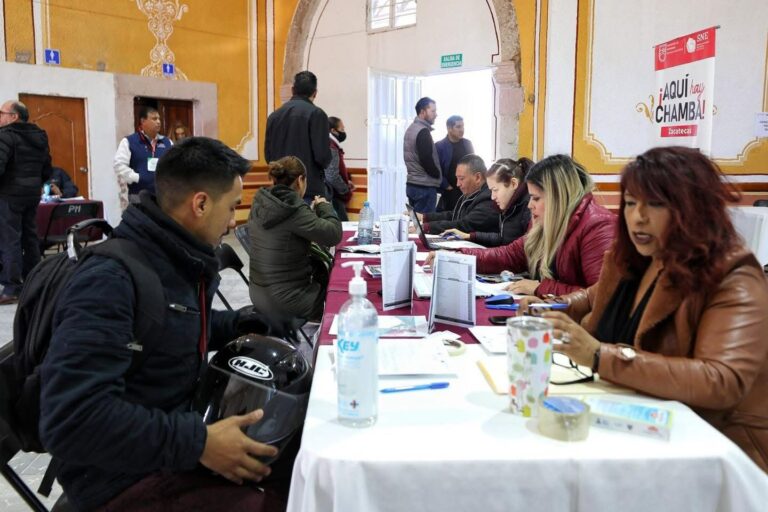 Inicia año con pérdida de empleos