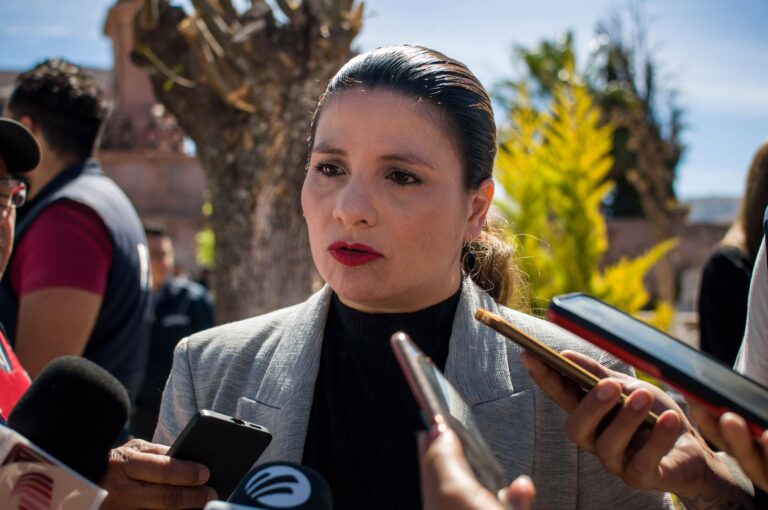 Sin despidos en escuelas docentes: SEZ