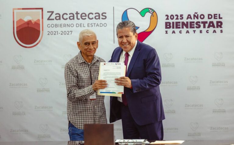 Comenzarán 53 taxistas su trámite para obtener concesión