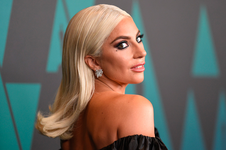 Demanda compañía de surf a Lady Gaga por logo de ‘Mayhem’