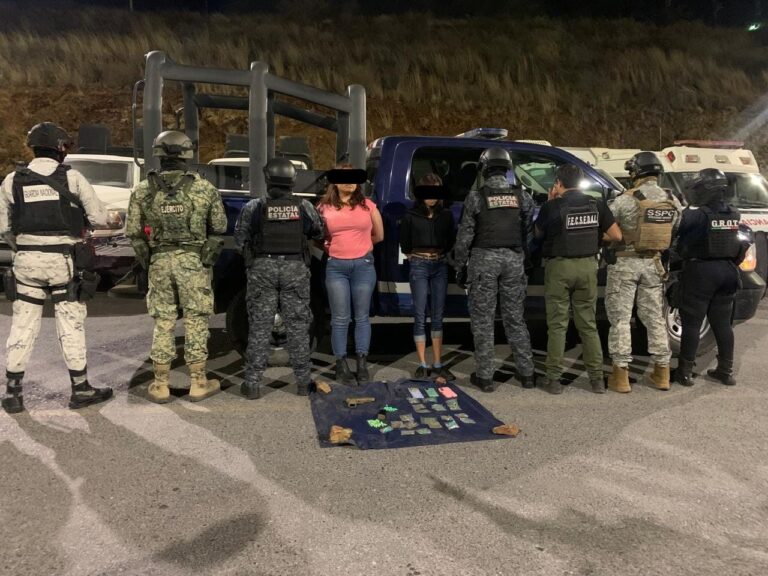 Detienen a dos generadoras de violencia