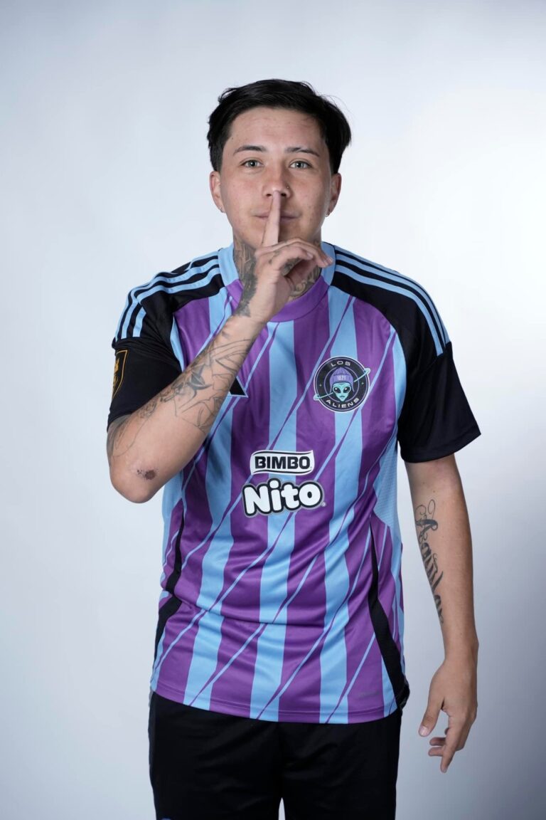 Edgar Martínez le da la victoria a Aliens