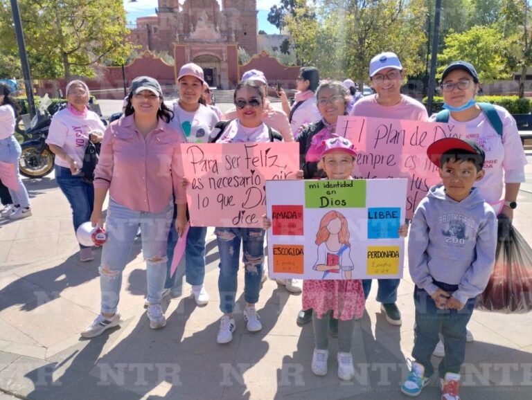 Marcha para dar Amor a las mujeres