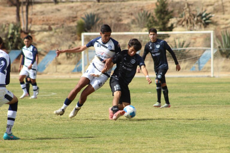 Mineros extiende su domino al clásico contra la UAZ