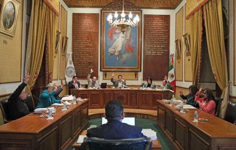 Cuelan a ex procurador en elección judicial: reprochan abogados