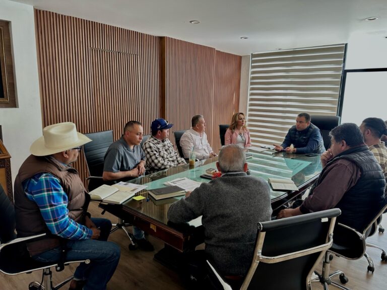 Respalda Miguel Varela obras en San Cayetano