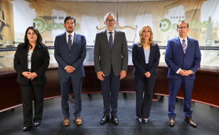 Realizan foro de debate entre candidatos al Tribunal de Disciplina Judicial