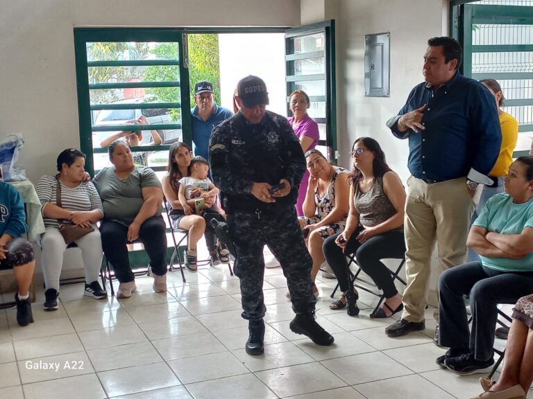 Buscan mantener la seguridad en colonia Polvaredas