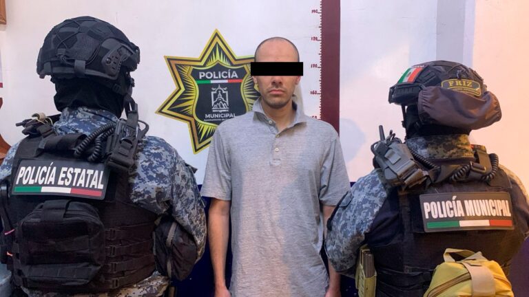 Detienen a hombre por posesión de probable sustancia ilícita
