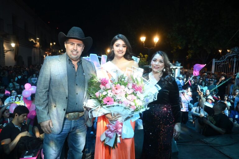 Jimena, reina de la Feria de la Primavera Jerez 2025