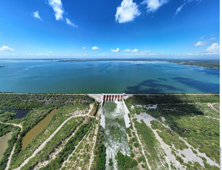 Rechazan agrícolas abonar agua a EU