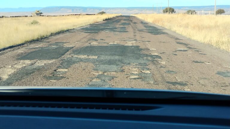 Empeora carretera que conecta Monte Escobedo con federal 23