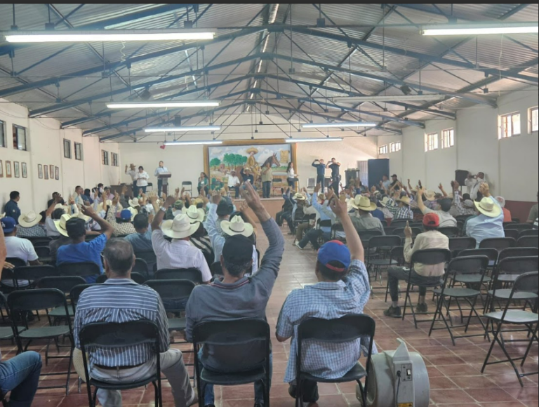 Acuerdan regularizar 13 mil predios en ejido de Trancoso