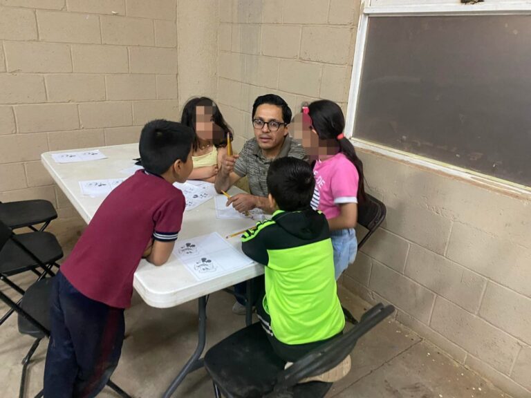 Cambian su comunidad desde el arte