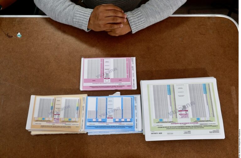 Cierran -en caos- campaña judicial