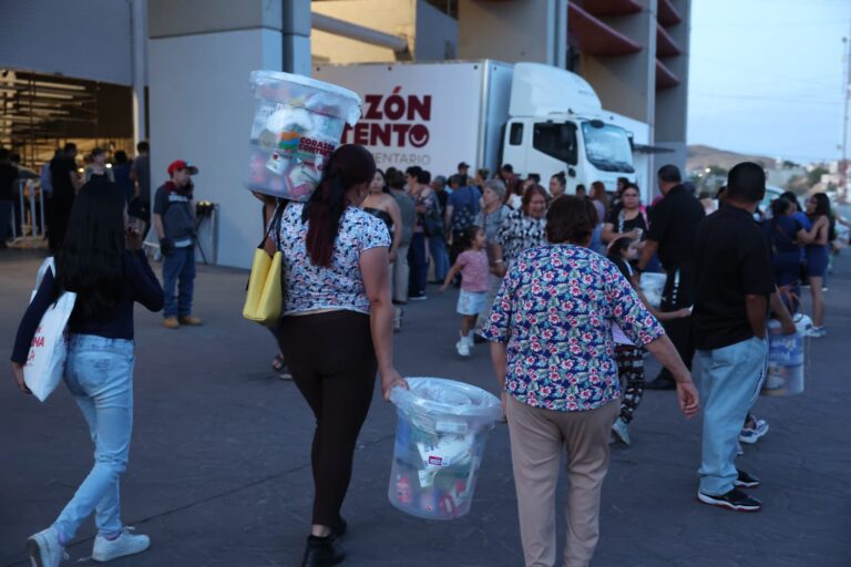 Dan más de 3 mil apoyos alimentarios en Guadalupe