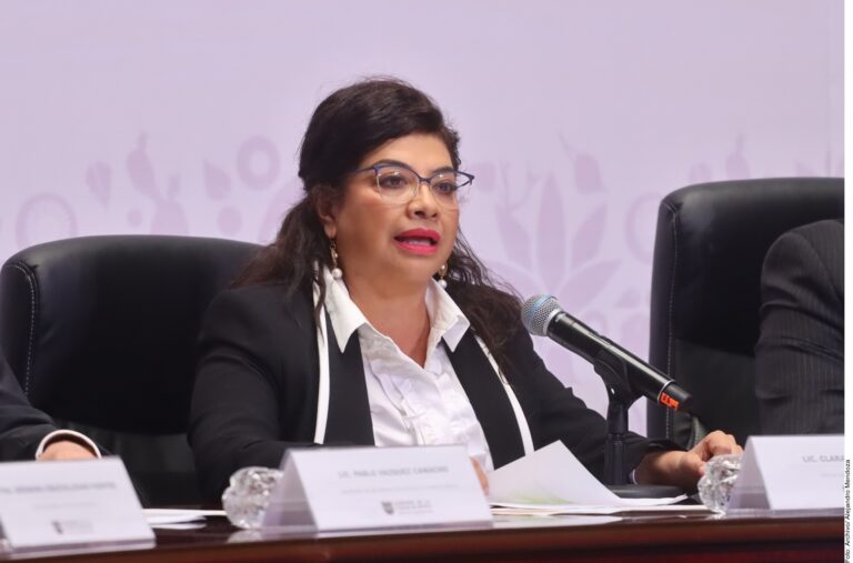 Ejecutan a secretaria particular y asesor de Brugada