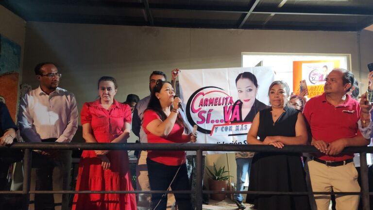 Gana Carmen Saucedo elección del STUAZ