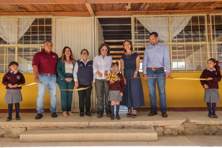 Llegan programas del SEDIF a Juan Aldama