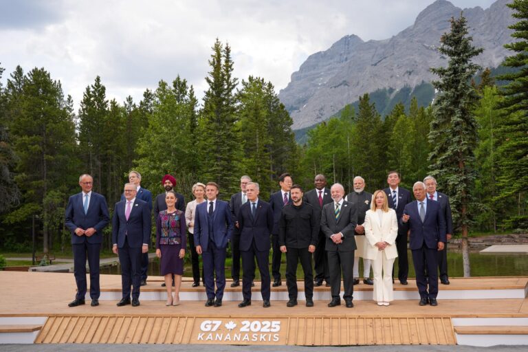 Recibe Primer Ministro de Canadá a Sheinbaum