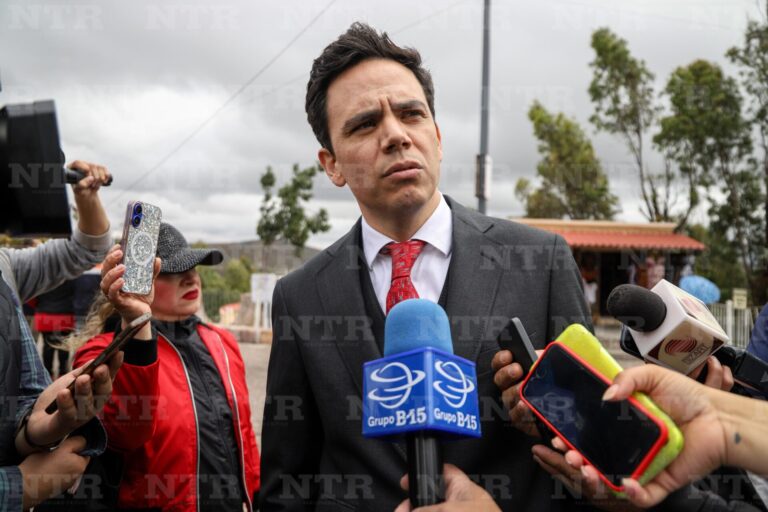 Culpa Mugüerza a ayuntamiento capitalino de inundaciones