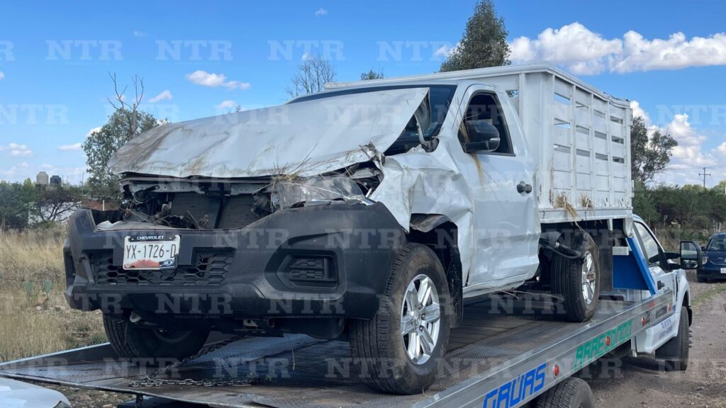 Deja daños materiales un choque en El Álamo - NTR Zacatecas