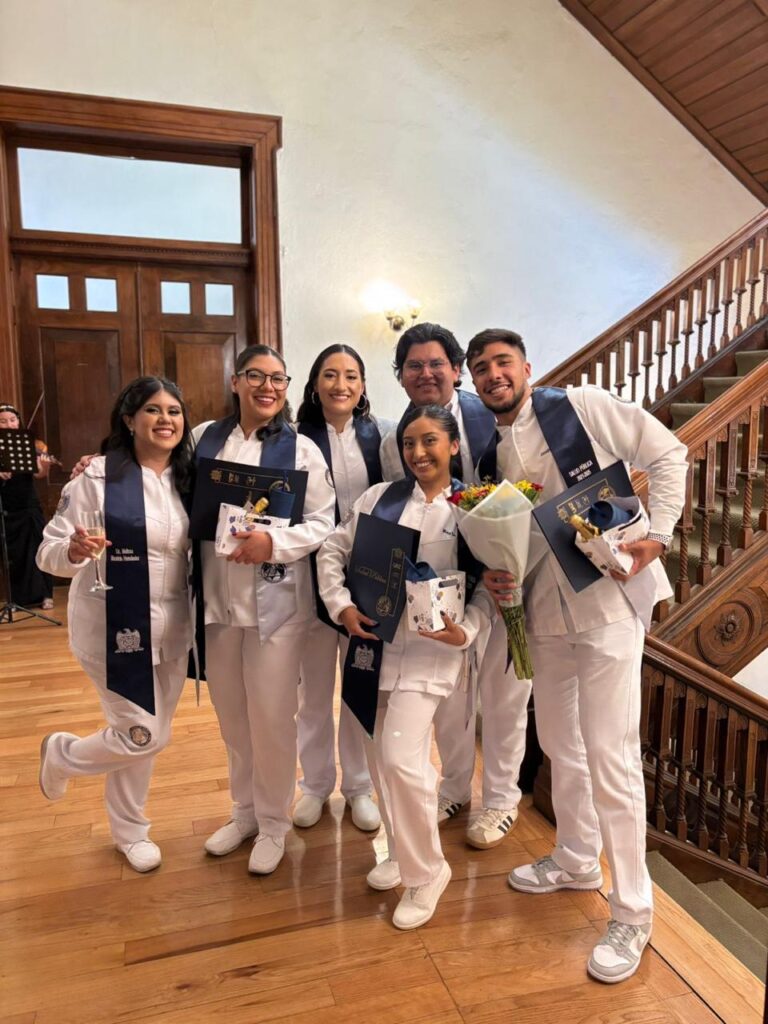 Egresa tercera generación de Licenciatura en Salud Pública - NTR Zacatecas