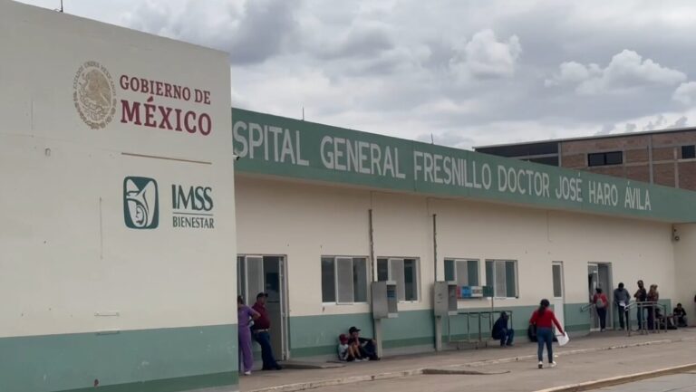 Abandonan a recién nacido en corral