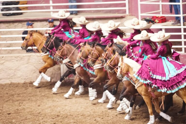 Inicia la Feria de Escaramuzas