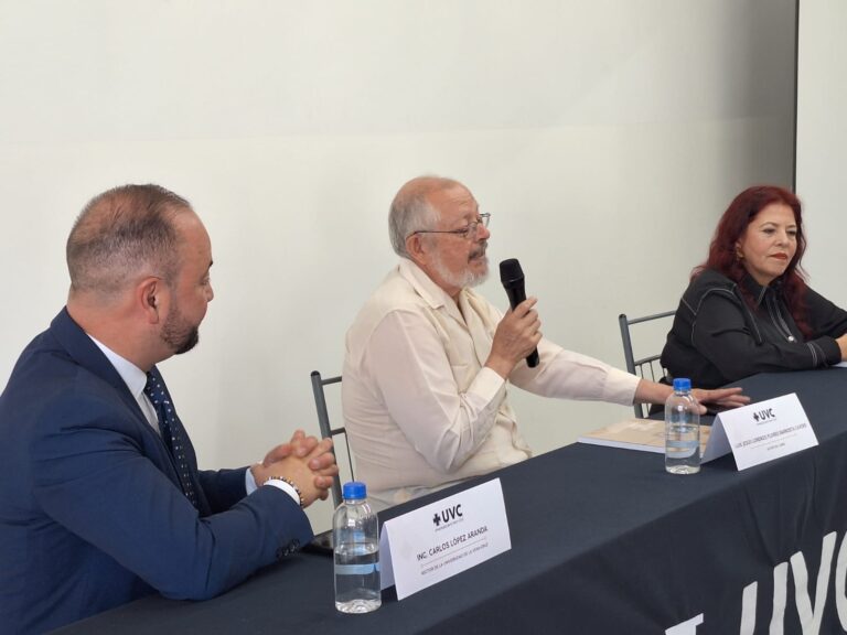 Presentan libro de la historia postal de México