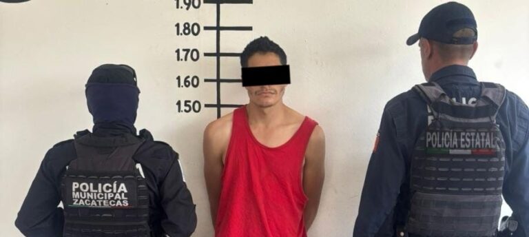 Detienen a presunto narcomenudista en Gavilanes
