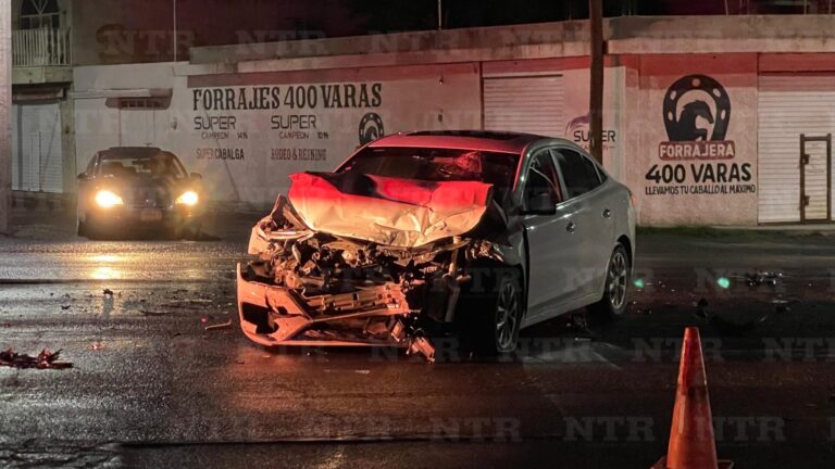 Deja dos lesionados aparatoso choque en El Mineral
