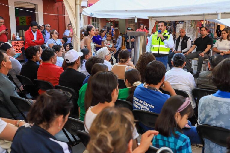 Clausuran cursos en 12 CDC