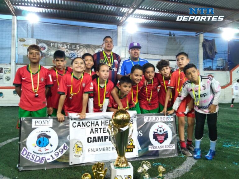 Enjambre suma otro título infantil
