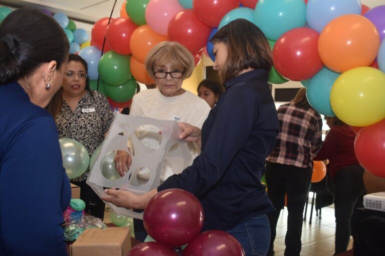 Fomentan la autonomía de las mujeres con curso