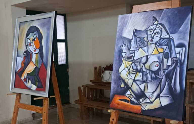 Inauguran expo de fotografía y pintura