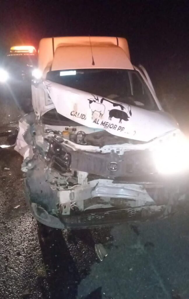 Muere hombre en aparatoso accidente carretero
