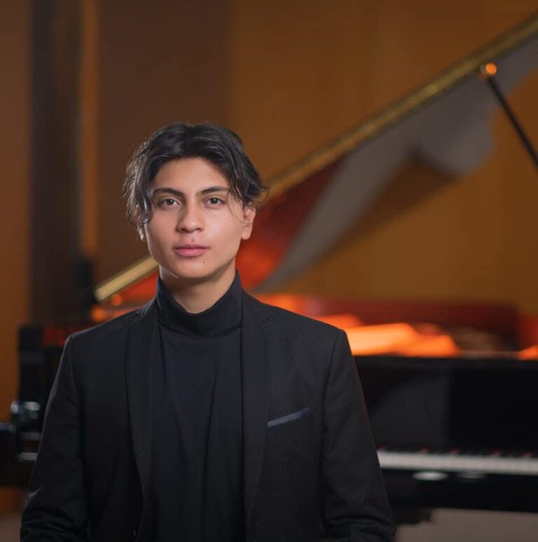Ofrecerá Elías Manzo recital en la capital