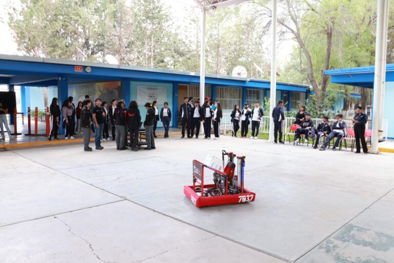 Patrocina Fresnillo plc equipo de robótica